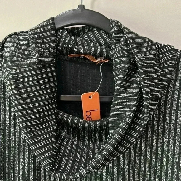 Belldini Black and Silver Metallic Cow Neck Top - Size M - Picture 3 of 10